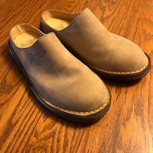 Dr. Martens Airwair Mules - size 3/US size 5